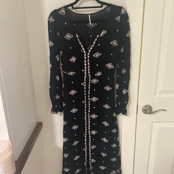 Free People Midi Dress - Picture 6 of 6